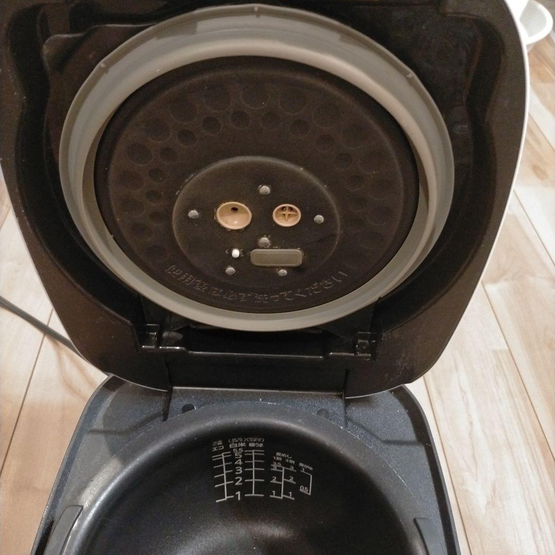 タイガー TIGER 圧力IH 炊飯器 JPC-G100 ホワイト