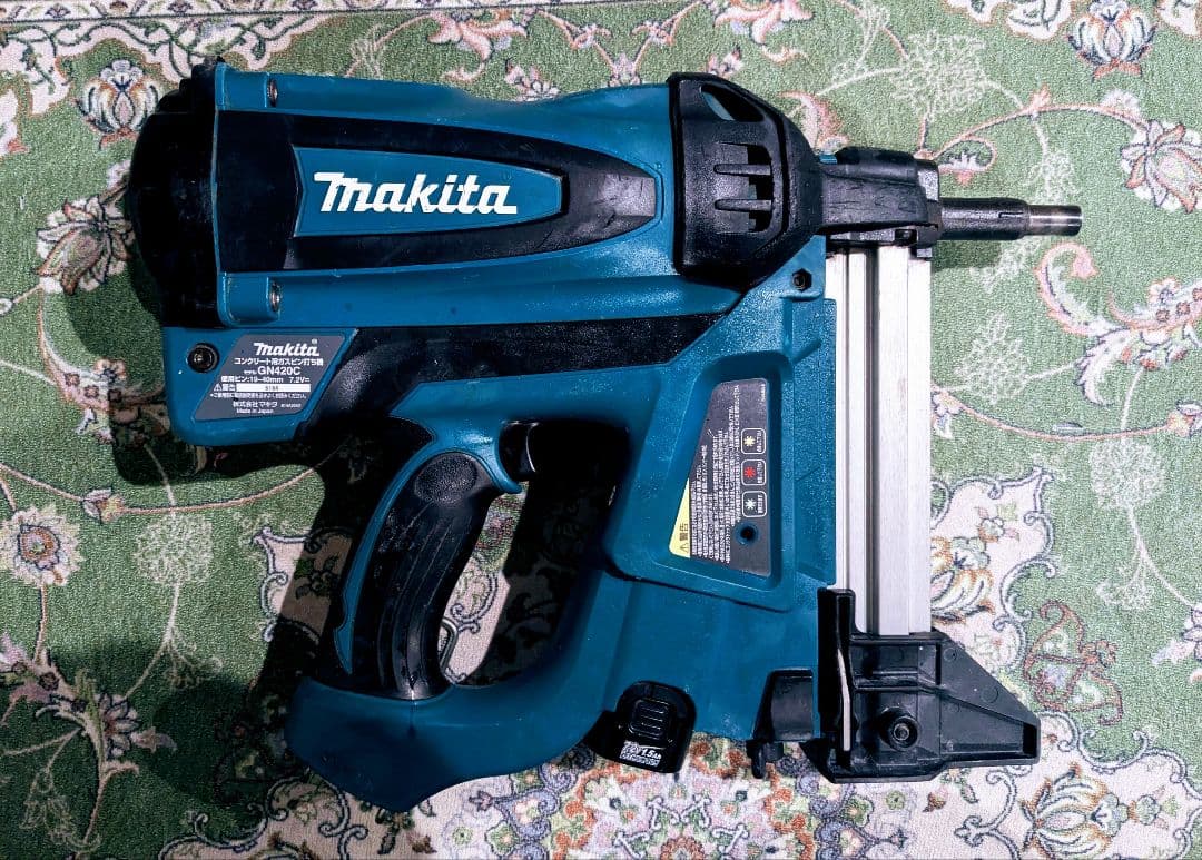 ガスピン 打ち機