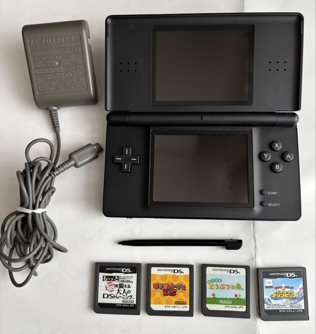 ニンテンドー DSLite 本体 ブラック DSソフト4本付き