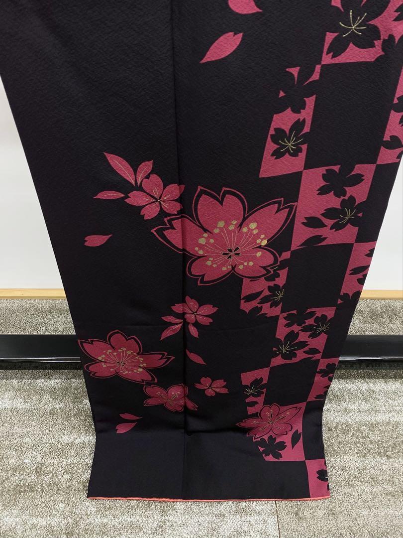 お歳暮 桜 紋意匠 金彩 豪華 振袖 市松模様 パールトーン加工 身丈164cm 着物・浴衣