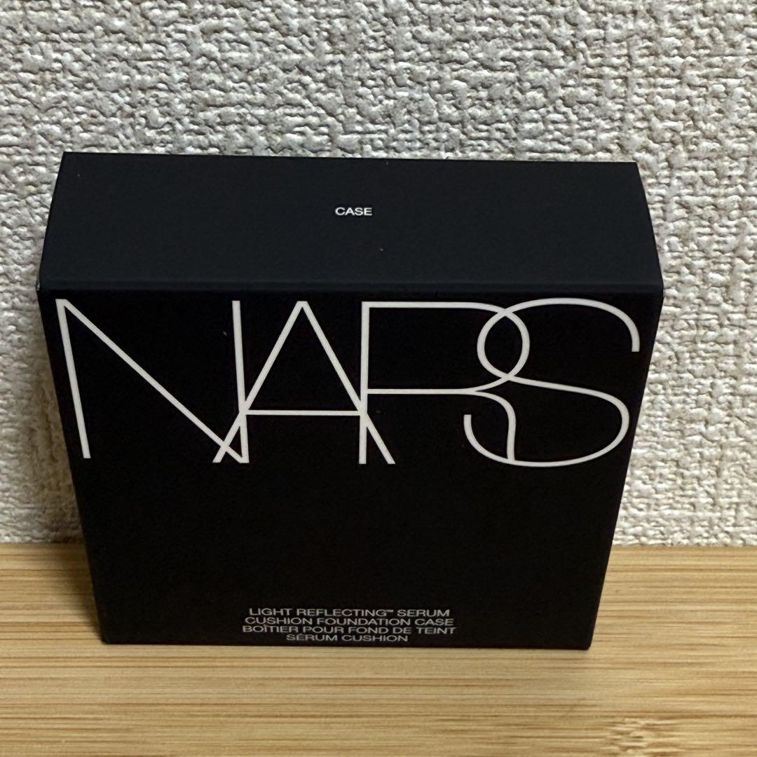 ❗️週末値下げ中❗️NARSライトリフレクティング　セラムクッションファンデーション