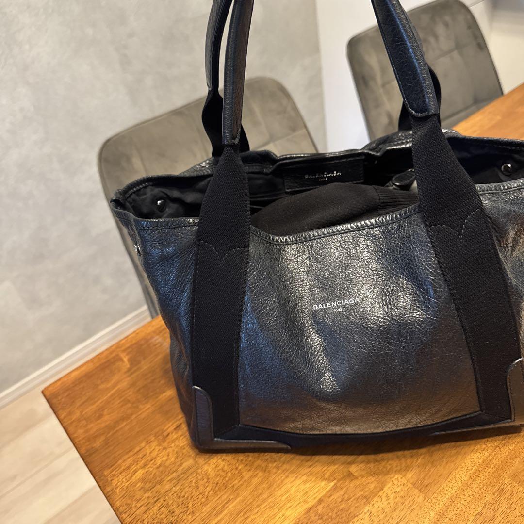 BALENCIAGA ブラックレザーバッグ 保存袋付き