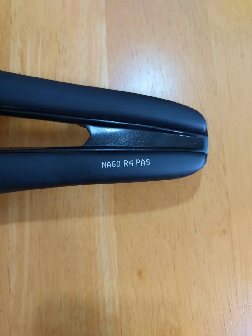 prologo NAGO R4 PAS 147mm プロロゴ サドル