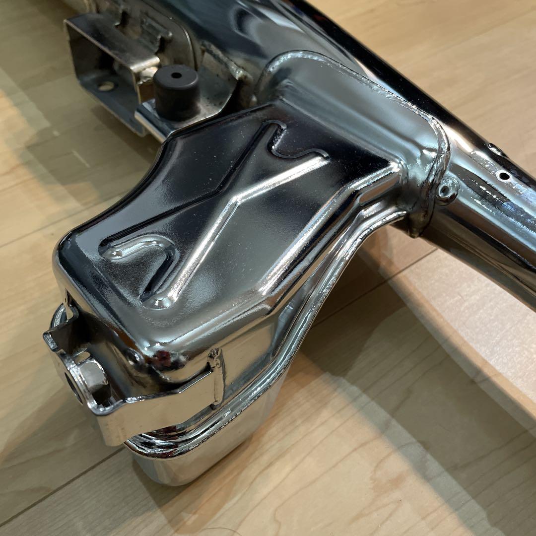 SR400 純正マフラー
