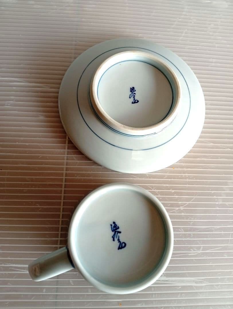 舘林源右衛門作 染錦青彩菊絵