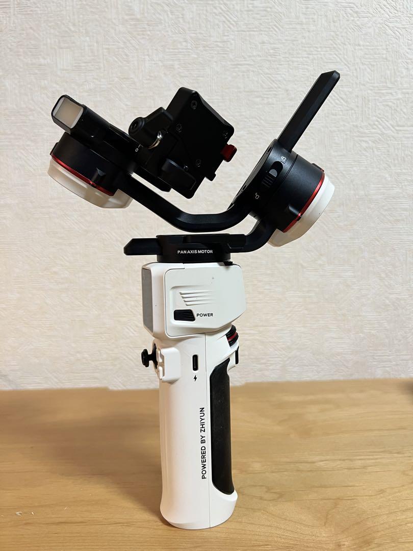 ZHIYUN CRANE M3 カメラ用ジンバル 電動スタビライザー