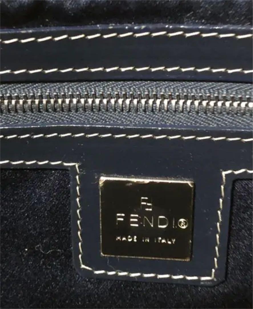 FENDI フェンディズッカ柄マンマバケットハンドバック BNAGs-m36626367988 最安値即納