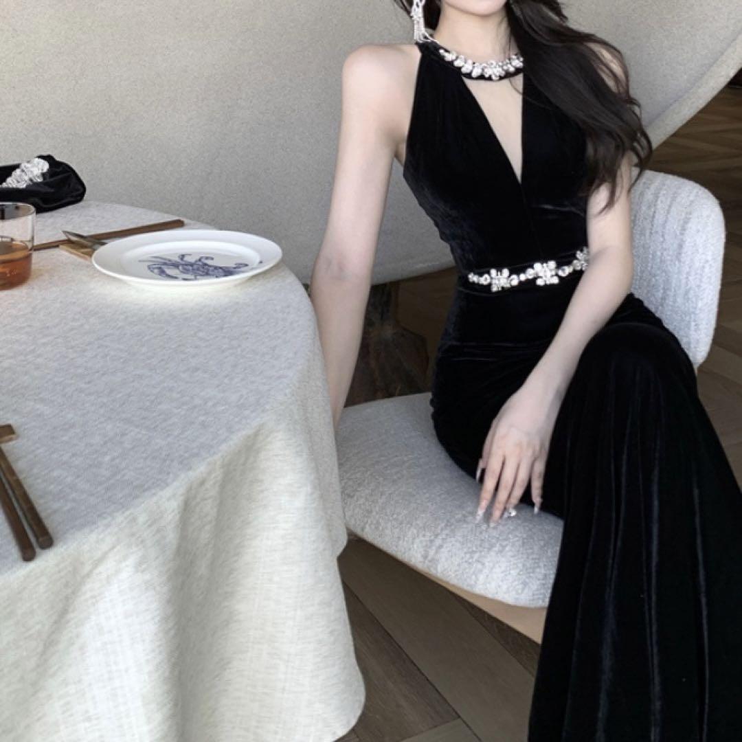 【新品】韓国　キャバドレス　セクシー　キラキラ　ベロア　パーティー　二次会黒S