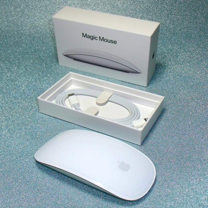 Apple Magic Mouse ホワイト第3世代 MK2E3J/A Amazon.com: Apple Magic Mouse - White Multi-Touch Surface