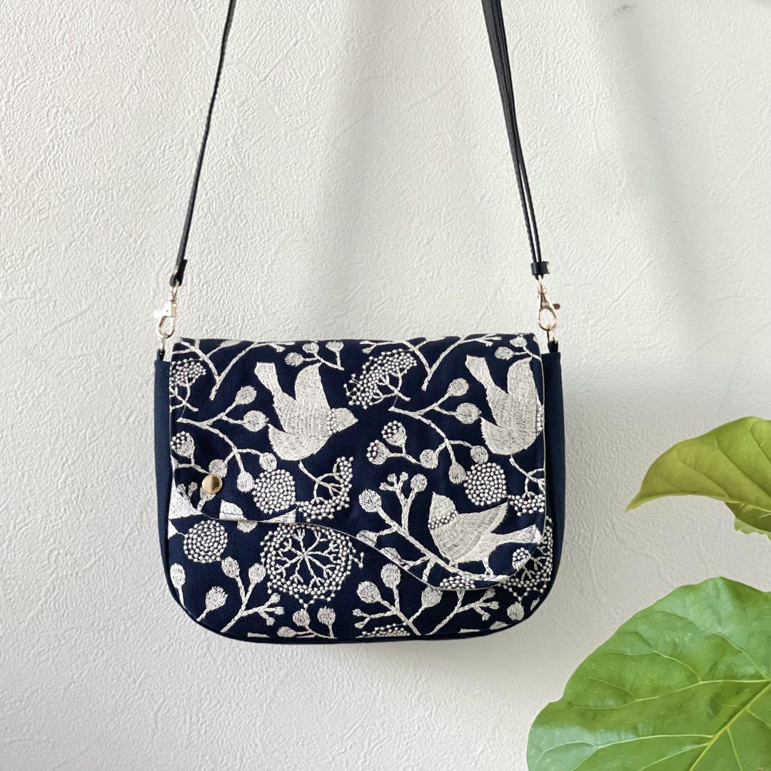 限定⚮̈点と線bird garden ピアノフラップポシェット　ショルダー