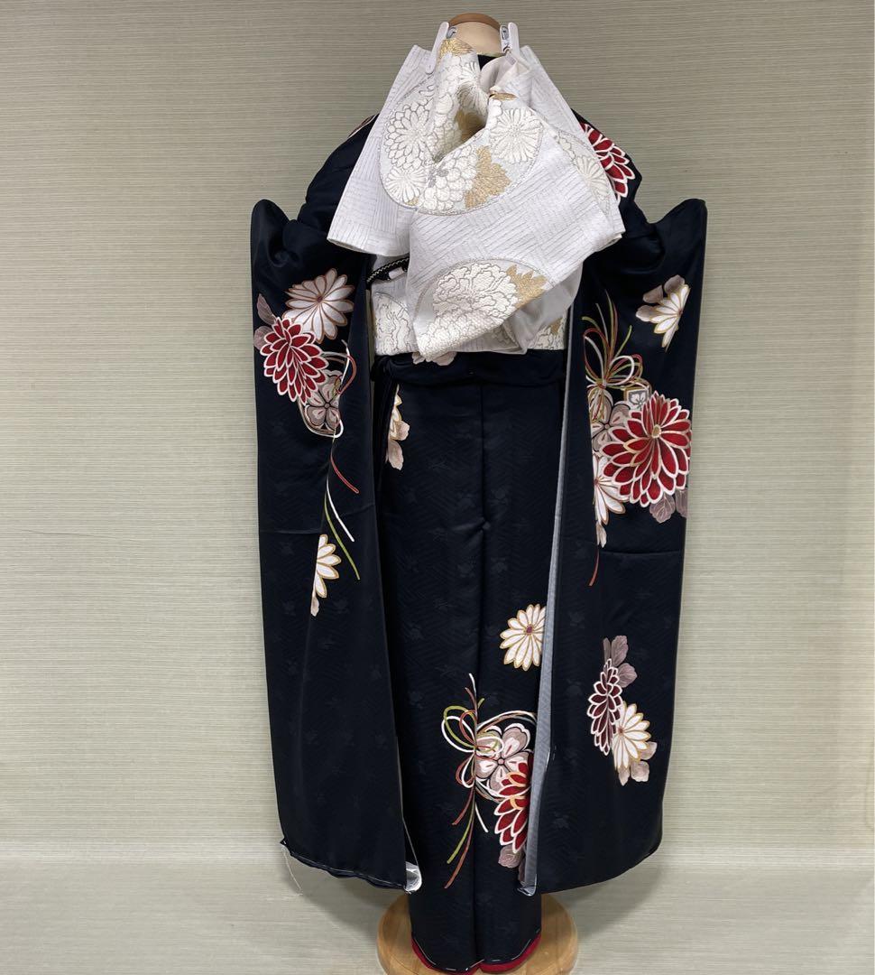 黒地 菊のシックな振袖フルセット一 番 安い