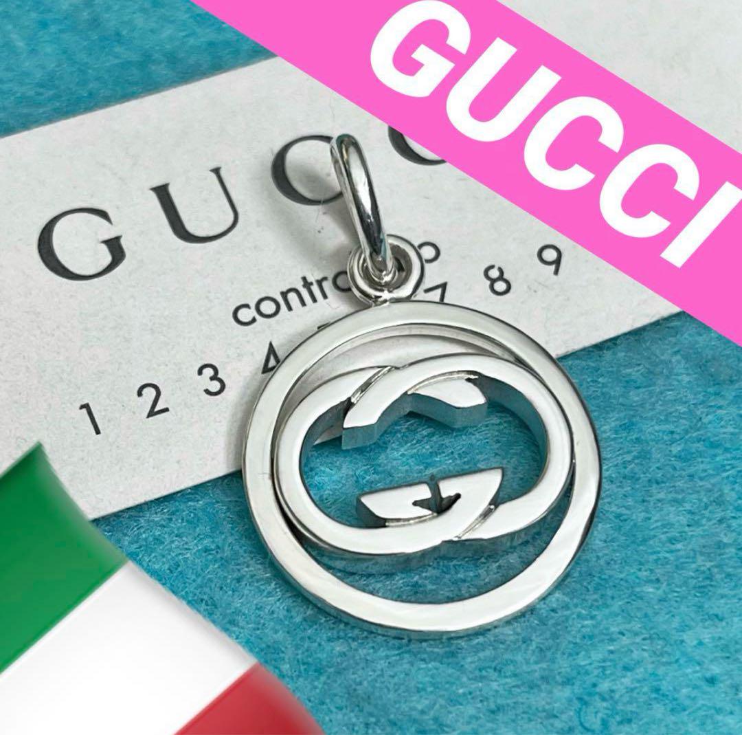 美品　GUCCI 丸型インターロッキングペンダント