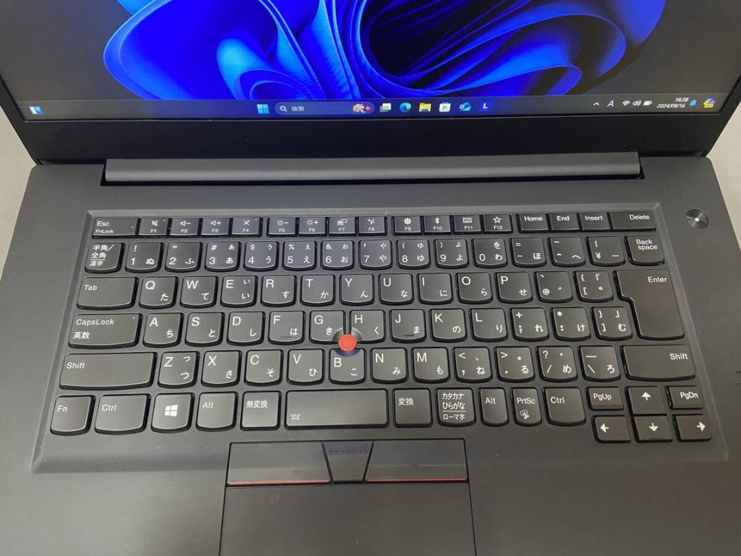 Windowsノート本体 Lenovo ThinkPad P1 Xeon E-2176M/Quadro