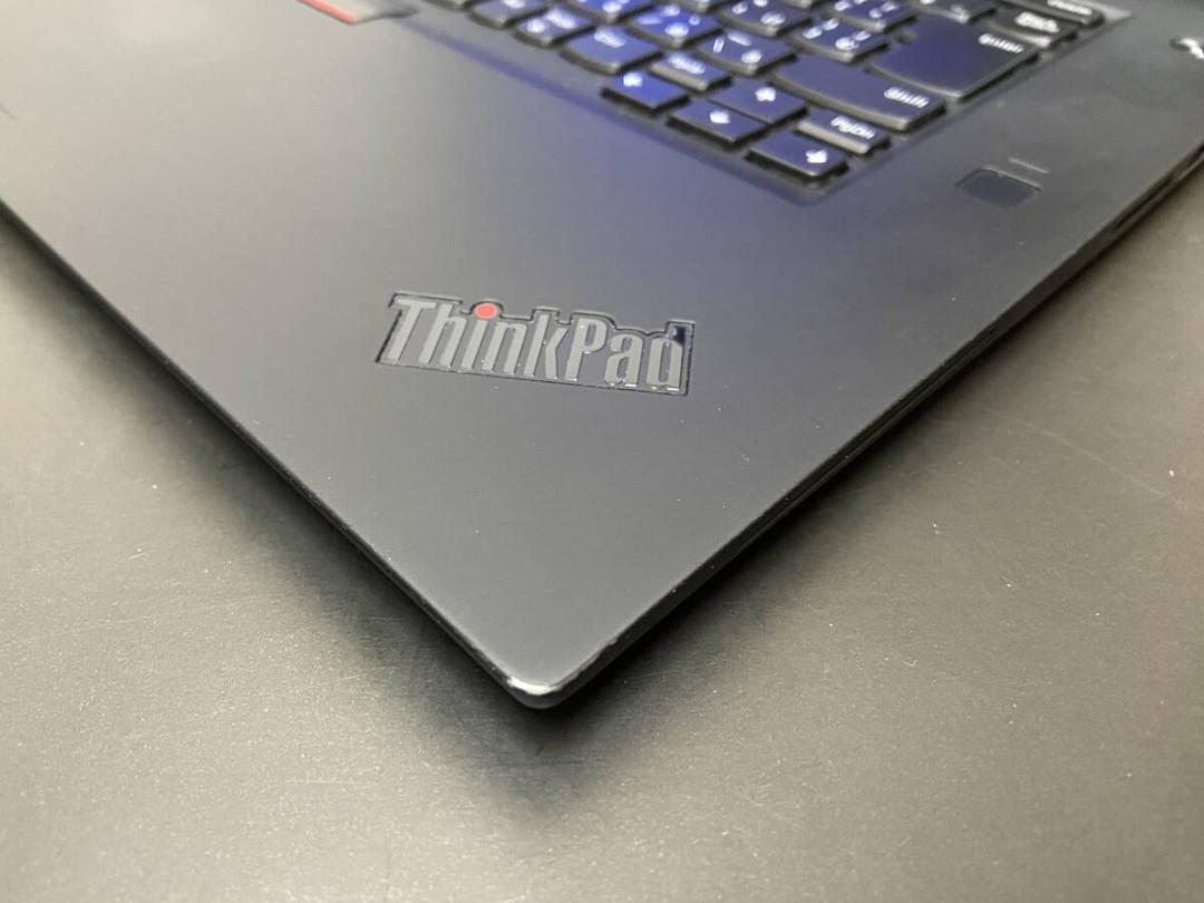 Windowsノート本体 Lenovo ThinkPad P1 Xeon E-2176M/Quadro