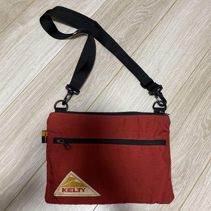 750円 ●手数料無料!! ケルティ サコッシュ レア RED美品