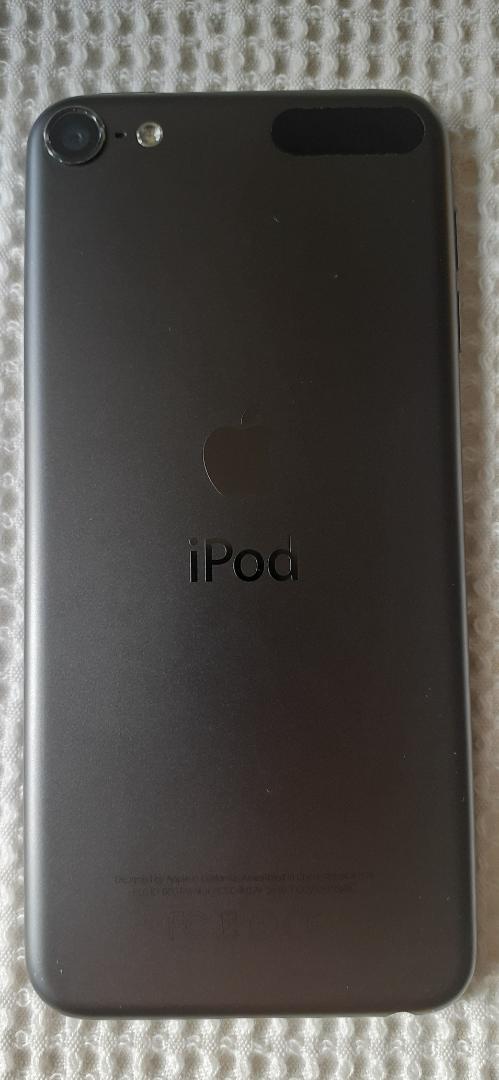 iPod touch 第6世代 128GB スペースグレイ - メルカリ iPod touch 第6世代 128GB スペースグレイ - メルカリ