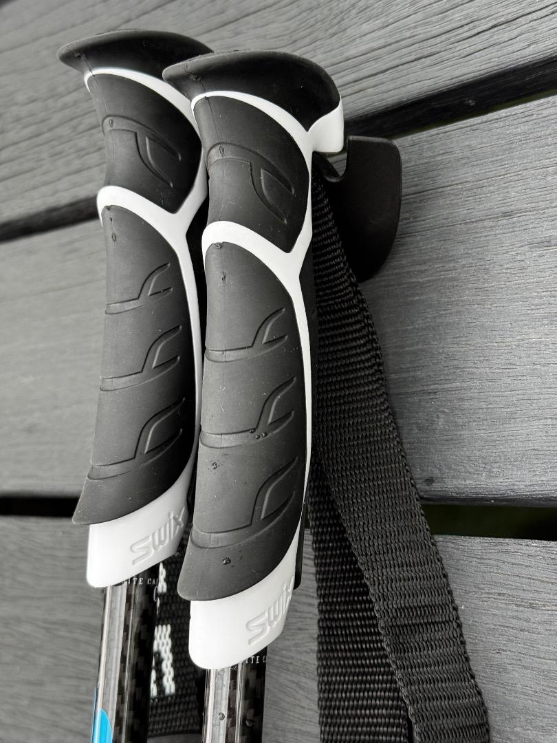 SWIX コブラ コンペティションカーボンストック 113cm(2cmカット済) SWIX コブラ コンペティションカーボンストック 113cm(2cmカット