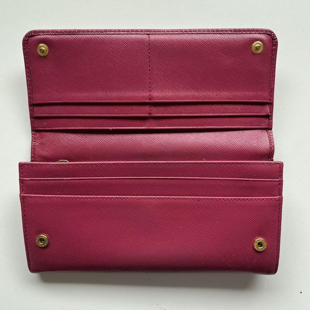 PRADA バーガンディ リボン付き長財布　ピンク財布　レディース長財布