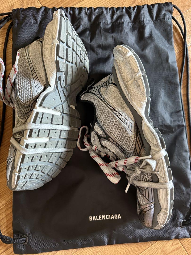 v*q様 BALENCIAGA 3XL 40