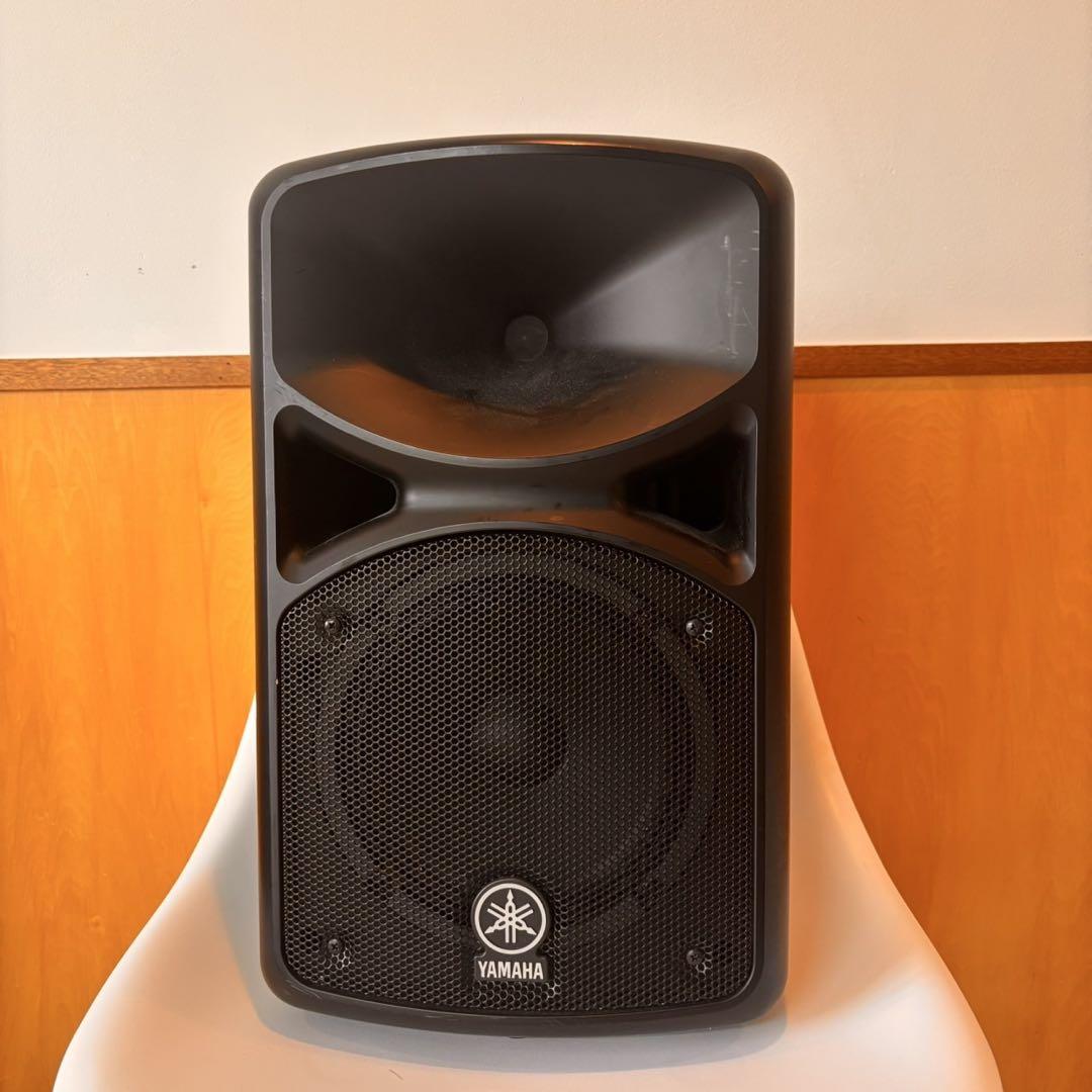 Yamaha STAGEPAS 400BT ポータブルPAスピーカー