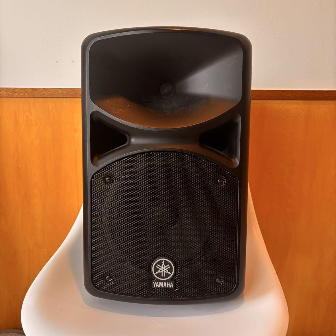 Yamaha STAGEPAS 400BT ポータブルPAスピーカー