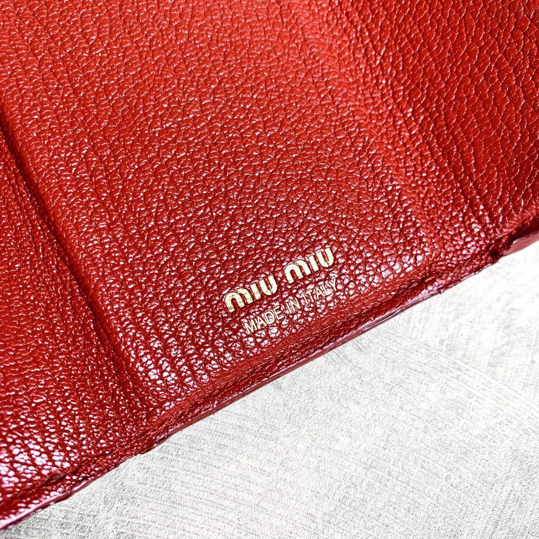 miumiu マドラス ラブレター 三つ折り財布 ブラック ハート　ロゴ金具