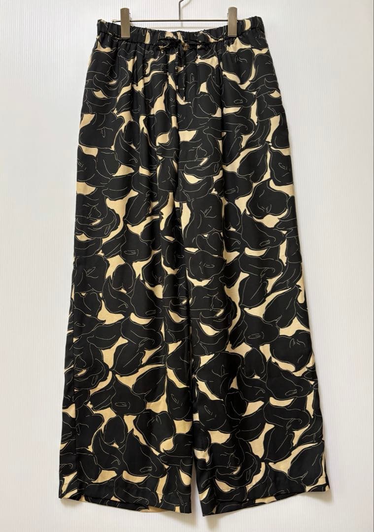 【23区】Ratti プリント ワイド パンツ イージー　大きいサイズ　柄　ゴム