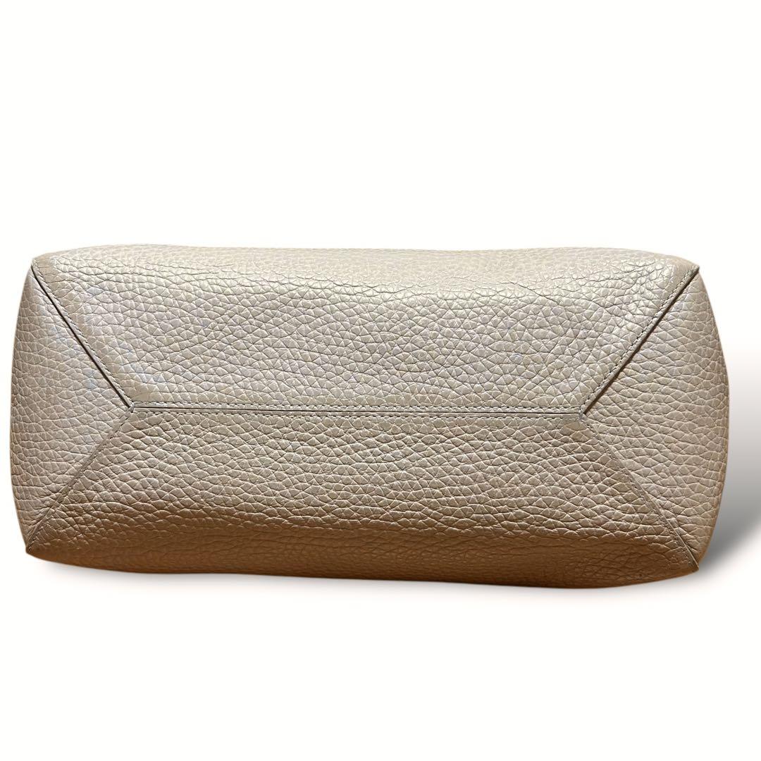 FURLA　フルラ　トートバッグ　ビジネス　オールレザー　A4収納◎　肩掛け◎
