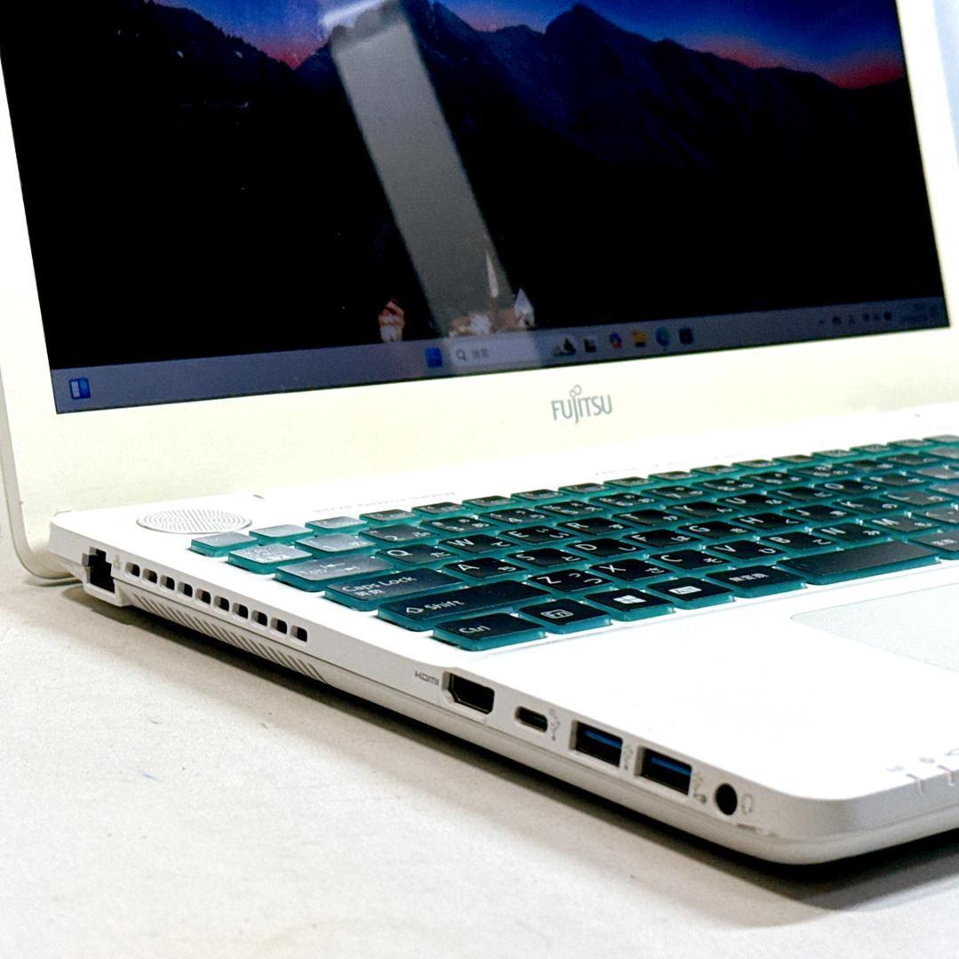Core i7✨SSD✨メモリ32GB✨Windows11 ✨ノートパソコン Core i7✨SSD✨メモリ32GB✨Windows11 ✨ノートパソコン - メルカリ