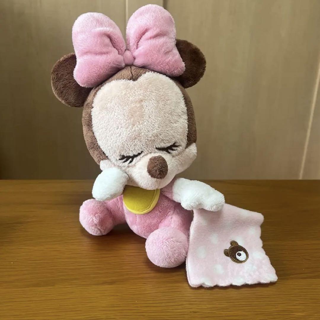 激レア　ミニー すやすや パジャマ ぬいぐるみ ディズニー　マスコット