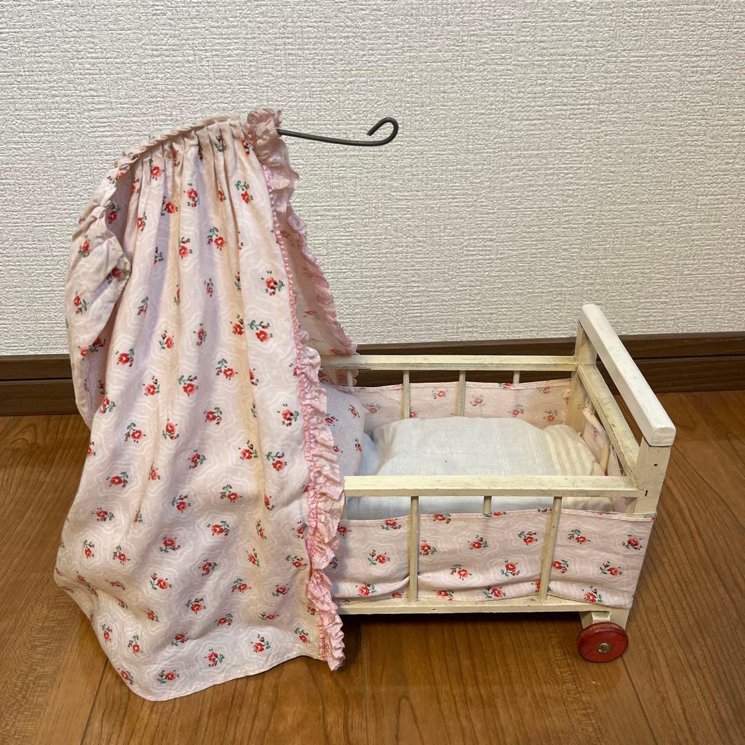 アンティークドールベッド ビスクドール