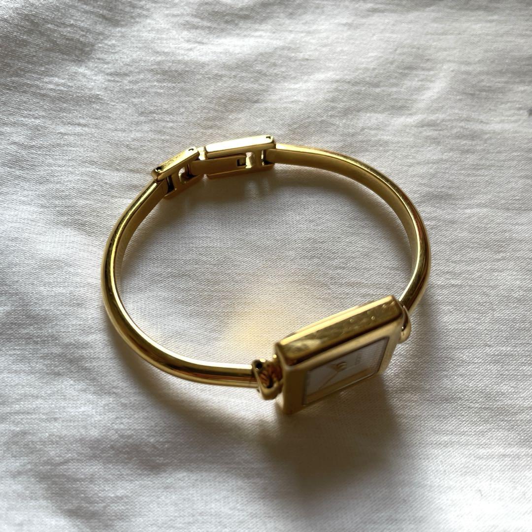 GUCCI 腕時計　1900L