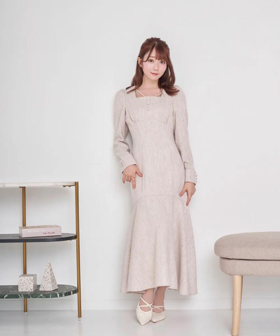 Rosé Muse tweed mermaid dress