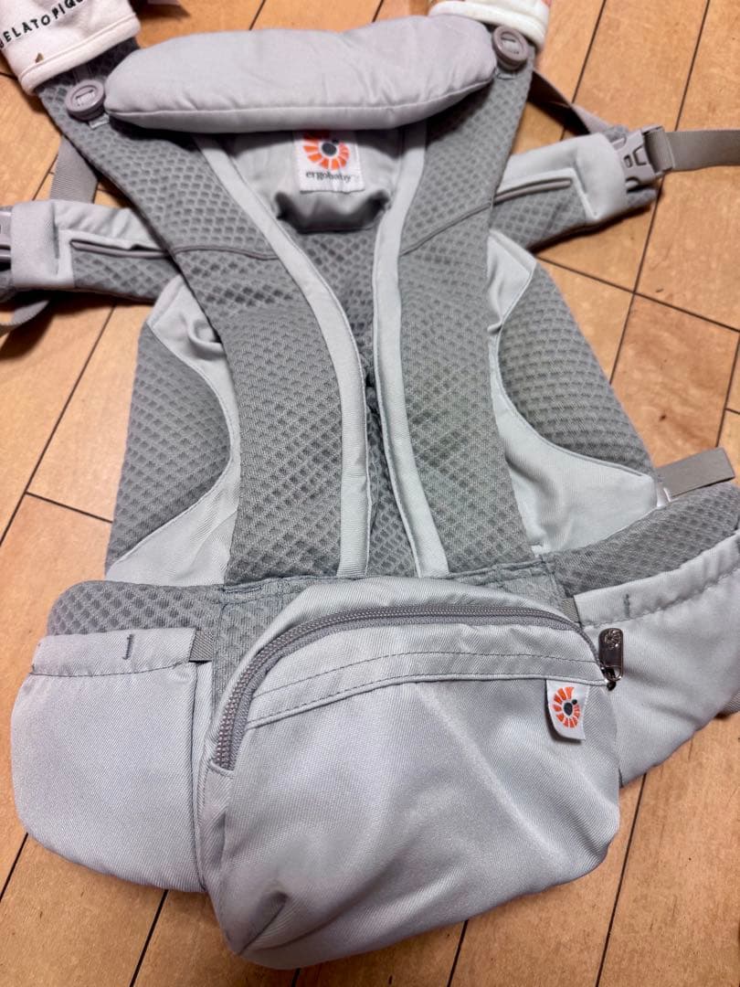 エルゴオムニブリーズ ジェラートピケ 抱っこ紐カバー付きERGObaby MERCADOAVALIA_COM_BR