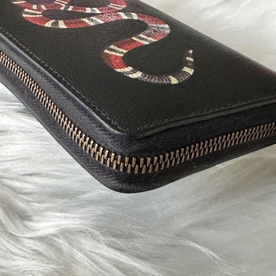 美品✨GUCCI 長財布 ラウンドファスナー キングスネーク レザー