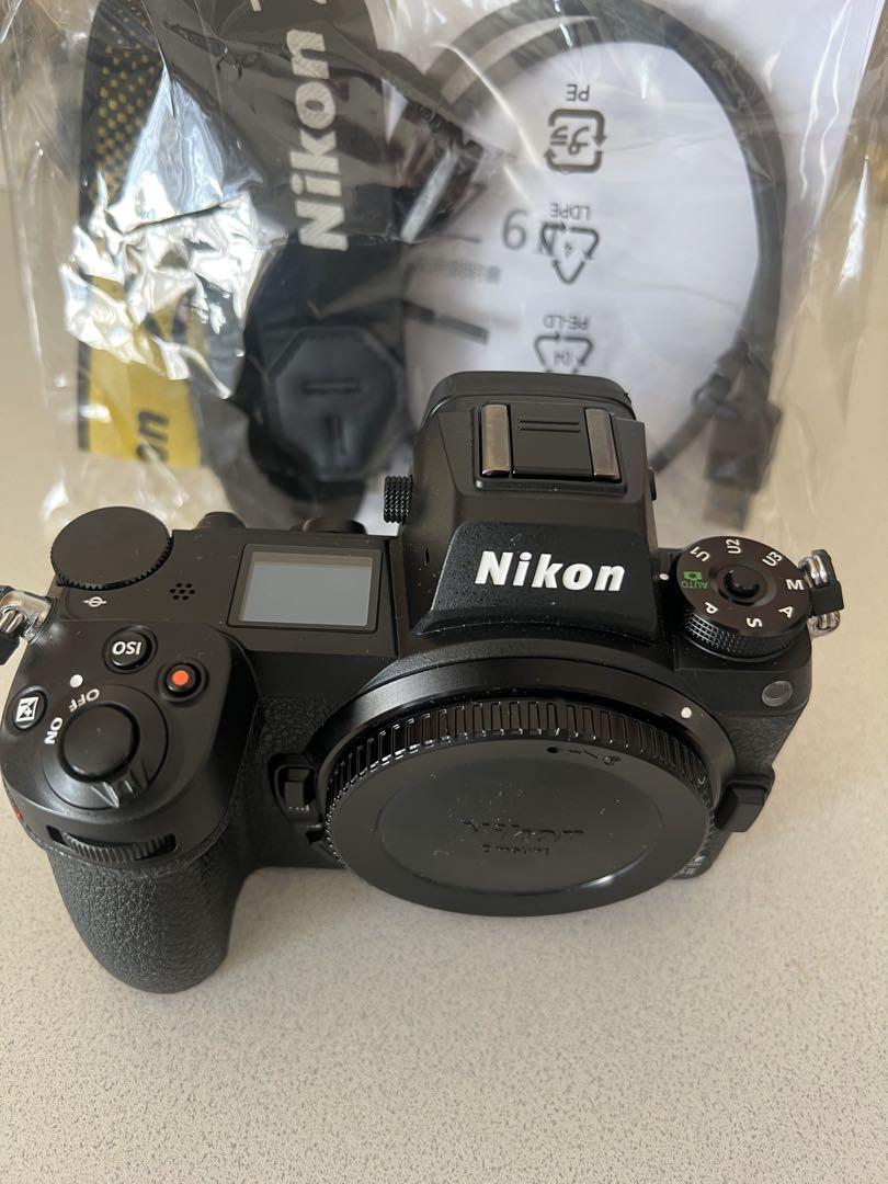 Nikon Z 6 II ミラーレスカメラ 本体