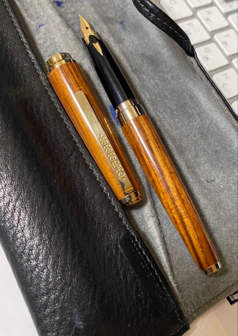 セーラー 銘木シリーズ 万年筆 木の種類不明セーラー万年筆