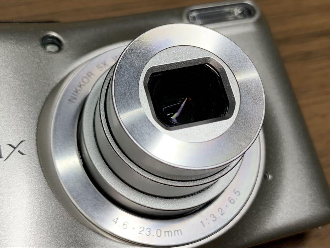 Nikon COOLPIX L30 シルバー　本体のみ　ジャンク品 Nikon COOLPIX L30❗️シルバー系❗️単3電池 新品❗️ジャンク