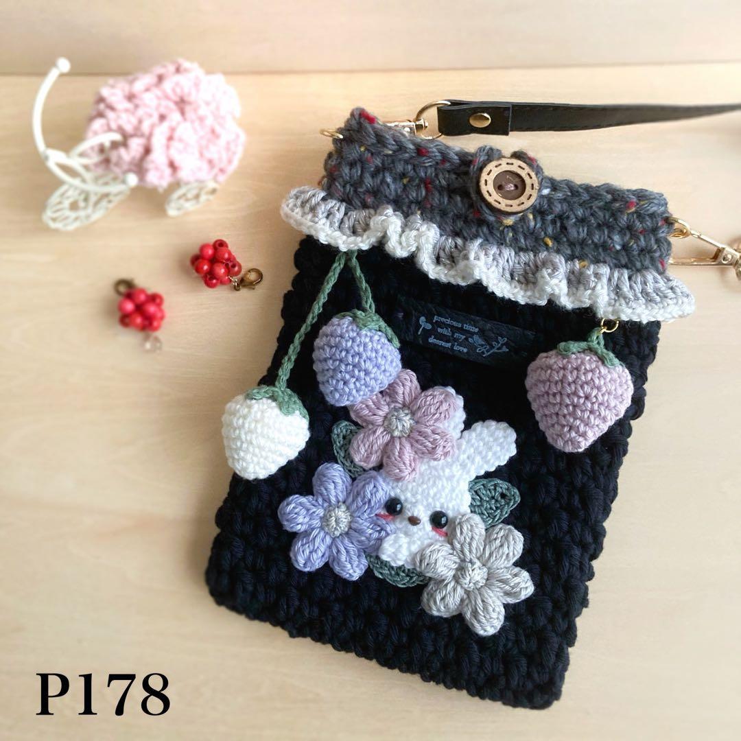 スマホポーチ＊ショルダーバッグ サコッシュ キーケース スマートキーケース