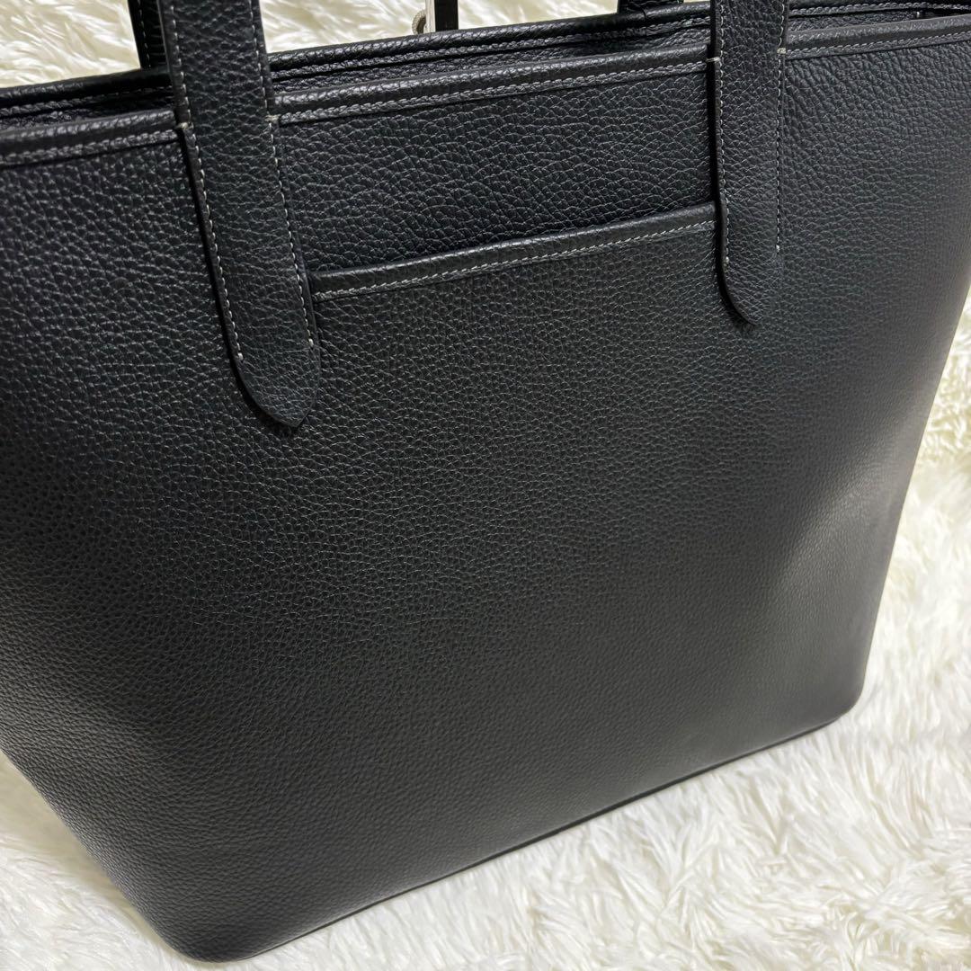 【美品】コーチ サリバン C9876 トートバッグ レザー シボ革 A4収納 黒 美品✨ コーチ サリバン トートバッグ レザー シボ革 A4可 黒