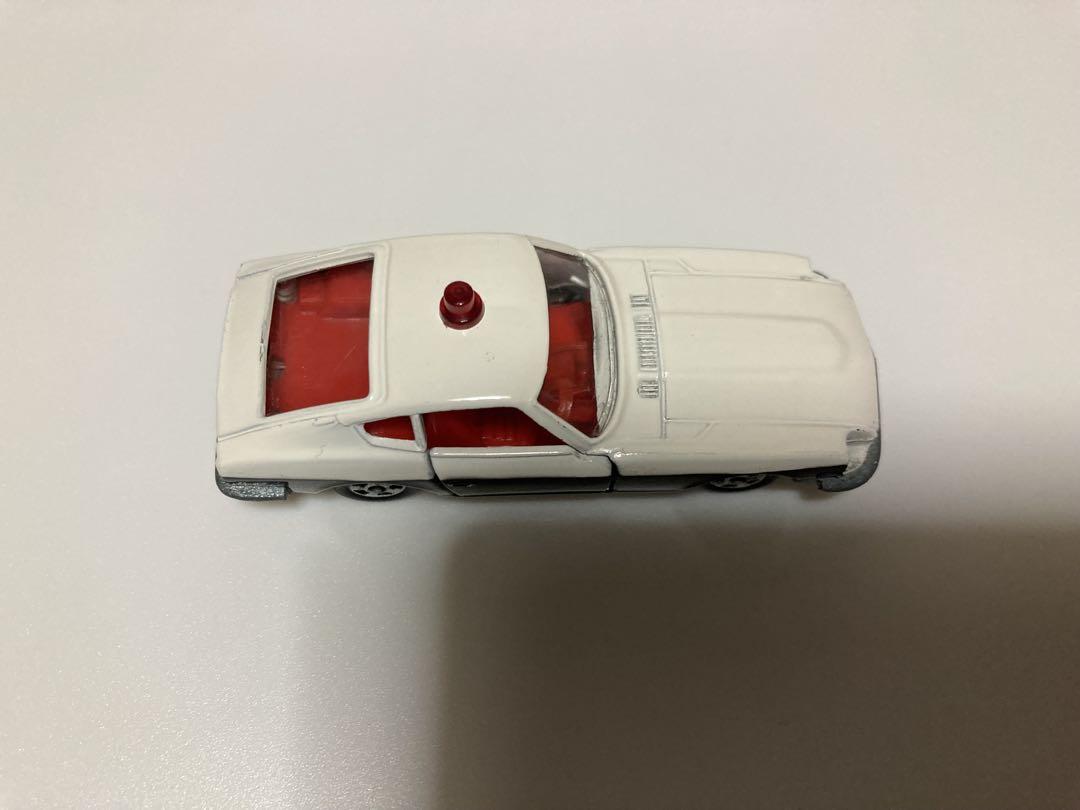 トミカ　黒箱　日本製　ニッサン　フェアレディパトロールカー　1Aホイール　色指定