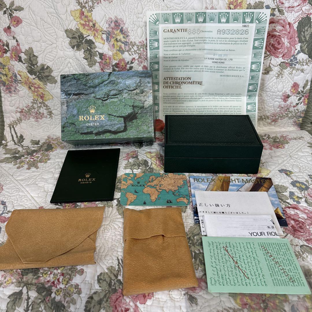 ROLEX OYSTER ボックスと付属品