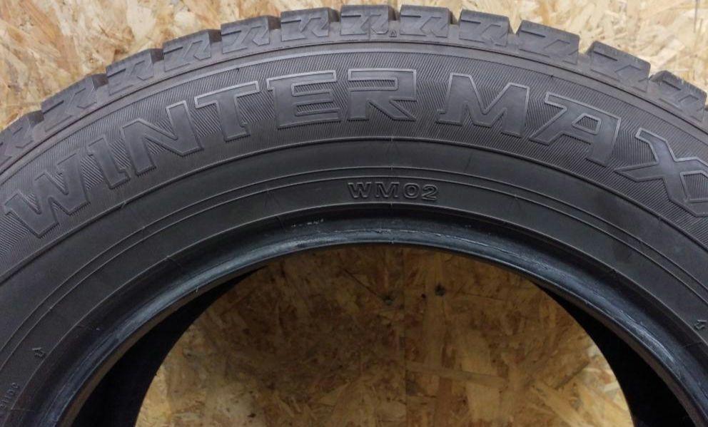 札幌発 215/65R16 DUNLOP 冬タイヤ 2022年製 8分山 着払い