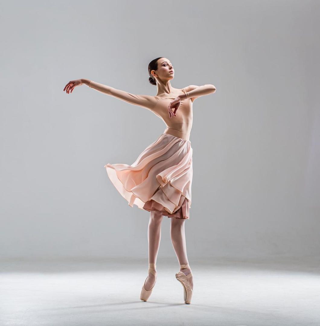 人気No.1】 未使用Zidans Sleeves レオタード Two ダンス/バレエ