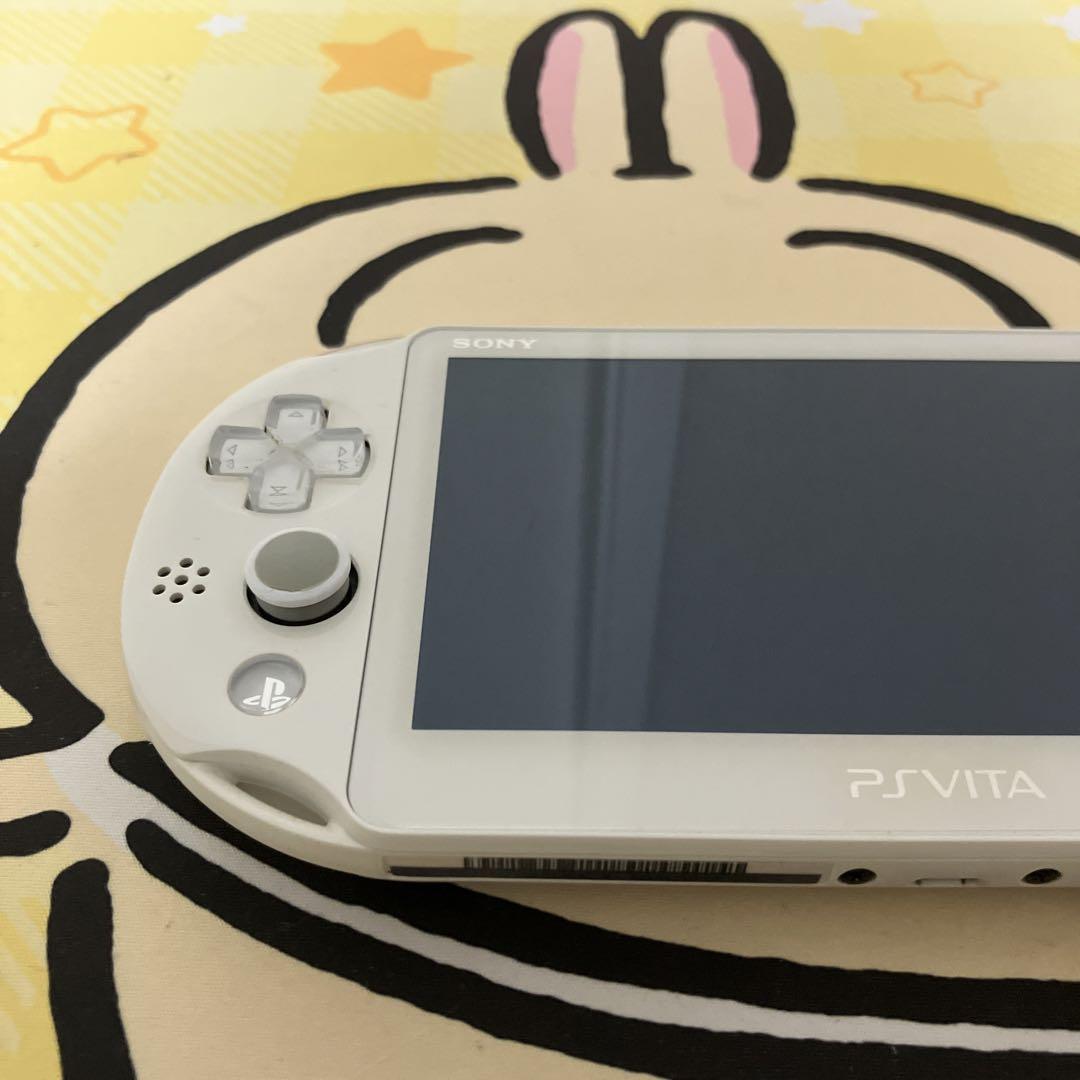 psvita 2000 ホワイト　本体のみ