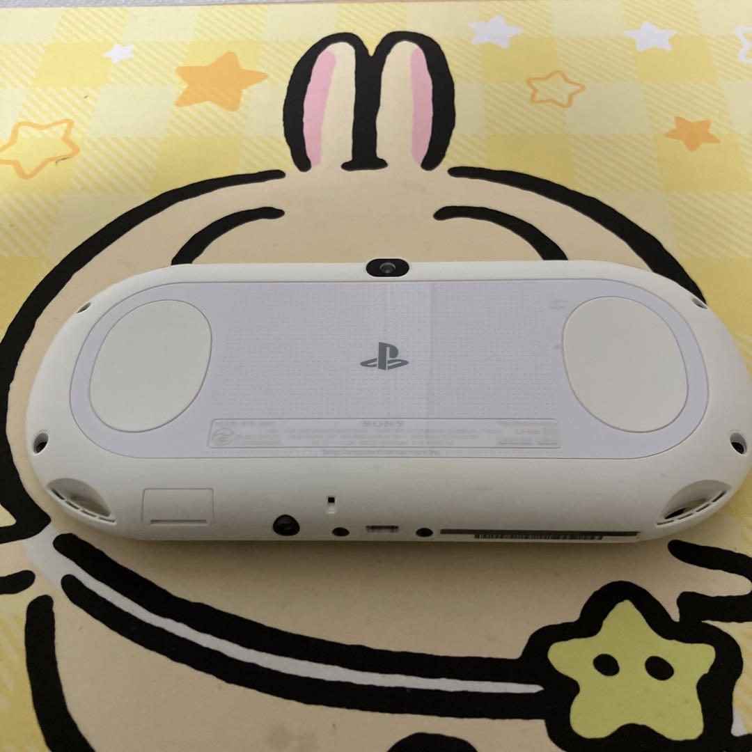 psvita 2000 ホワイト　本体のみ
