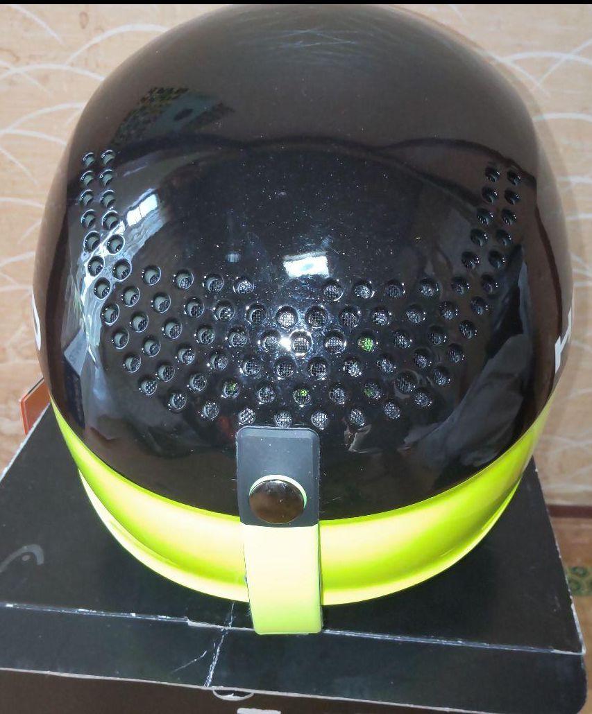 新品未使用保管品
HEAD ヘルメット チンガード付属
サイズ XS/S