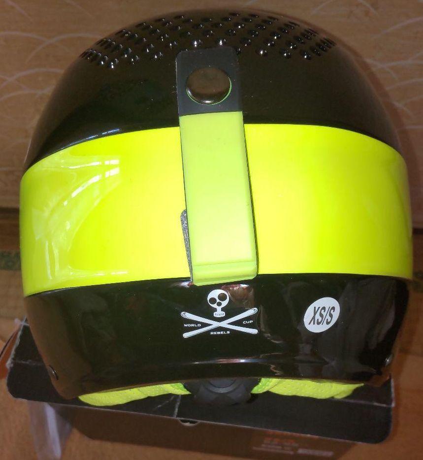 新品未使用保管品
HEAD ヘルメット チンガード付属
サイズ XS/S