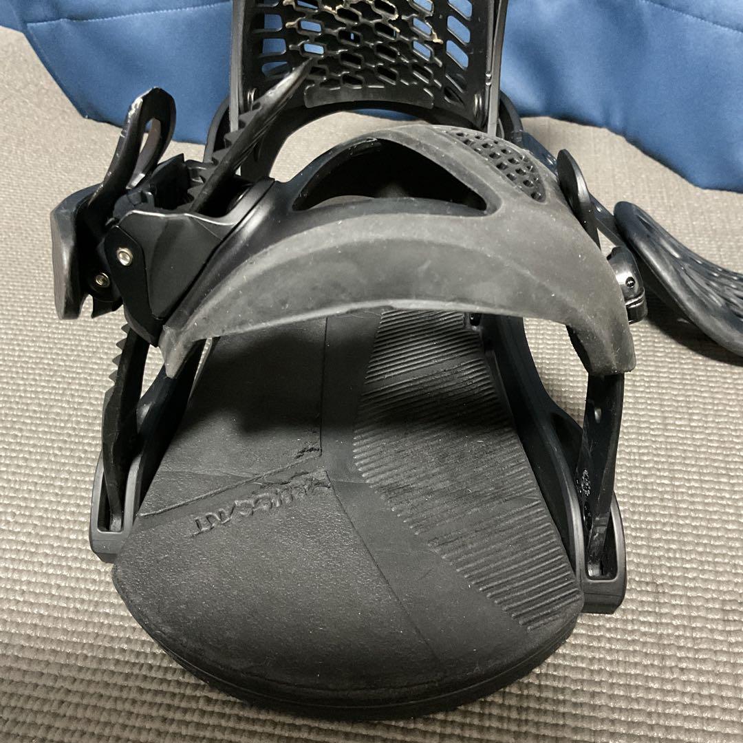 Burton Genesis Re:Flex black サイズS