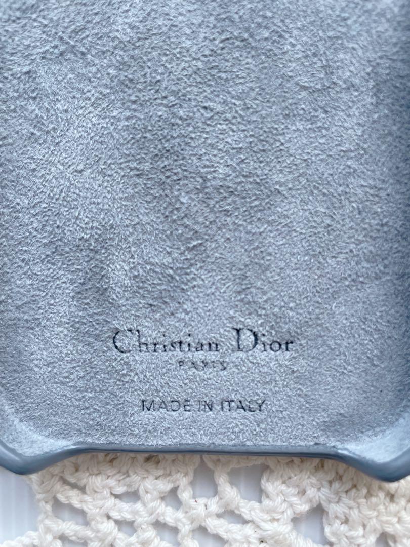 極美品 DIOR レディディオール　iPhone15プロ　ケース　クラウドブルー 美品DIOR レディディオール iPhone15 プロ ケース クラウド